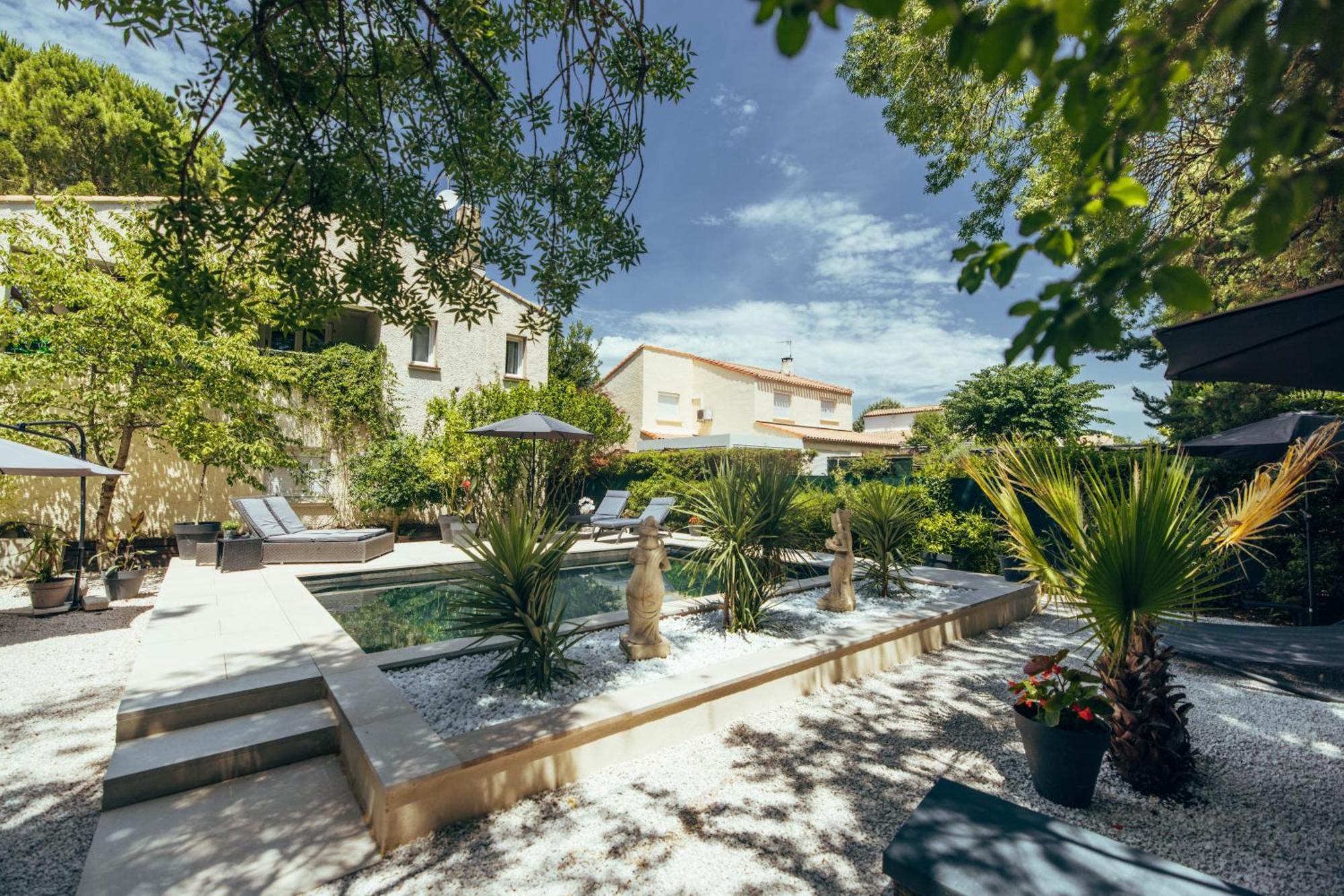 Suite And Spa La Perla Bianca Grabels Luaran gambar