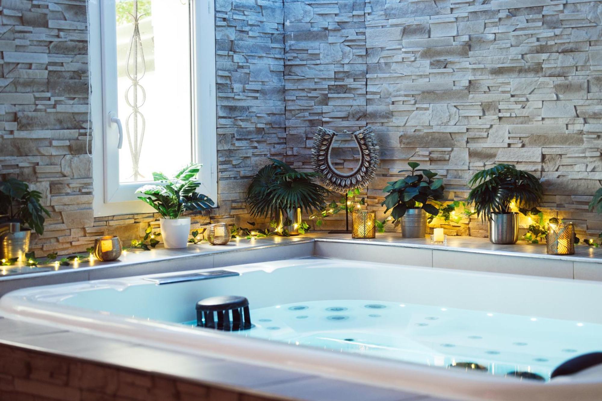 Suite And Spa La Perla Bianca Grabels Luaran gambar