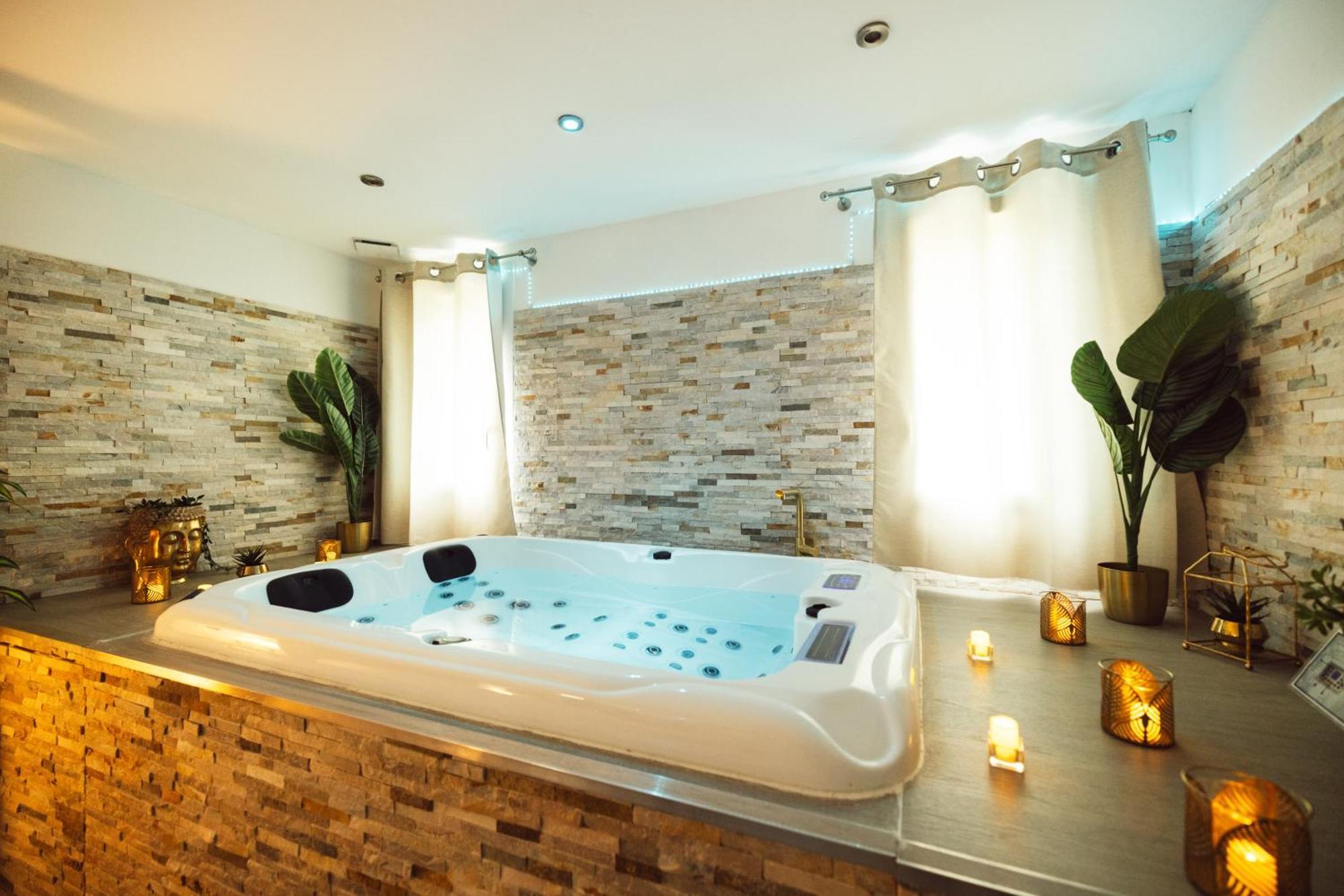 Suite And Spa La Perla Bianca Grabels Luaran gambar